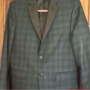 Boys plaid satin sports jacket, like new, size 18